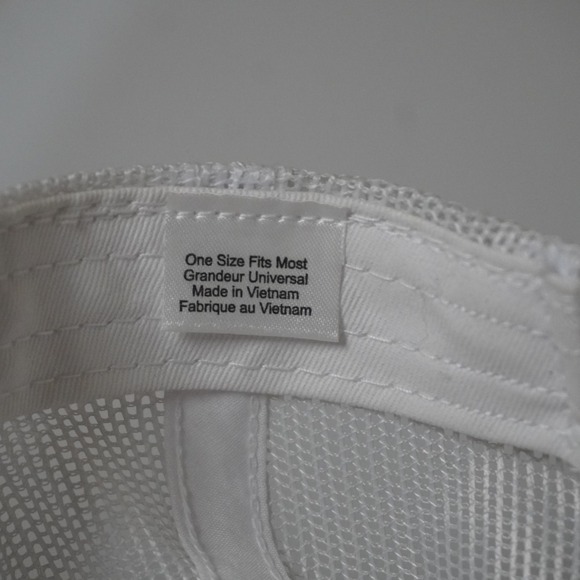 Bass Pro Shops White Mesh Trucker Hat Fishing Logo Adjustable Snapback - Picture 7 of 7